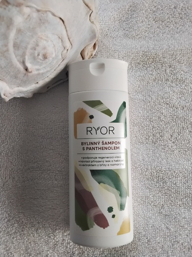 Bylinný šampon s panthenolem 200ml